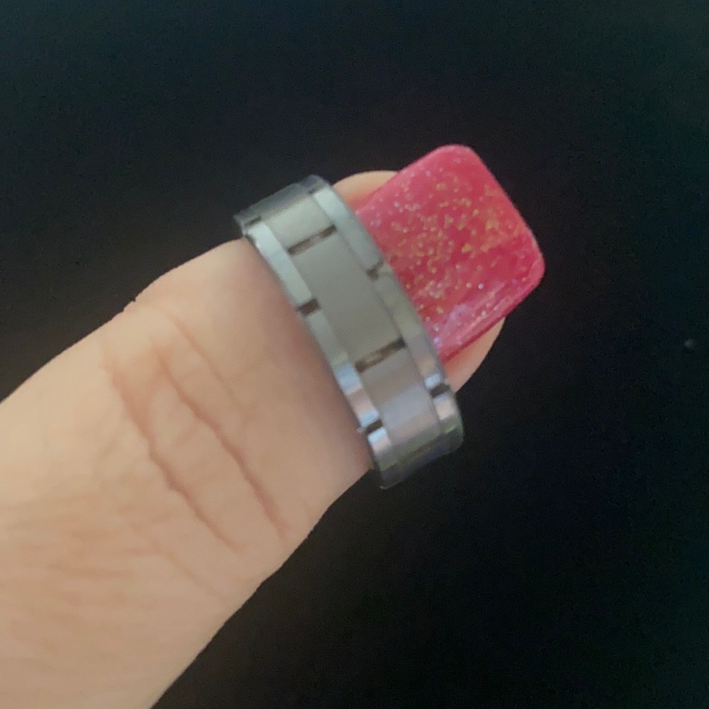 Men’s size 12 Tungsten Carbide Ring!